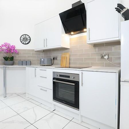 Stunning modern 3 bedroom apartment Edinburg Exteriör bild