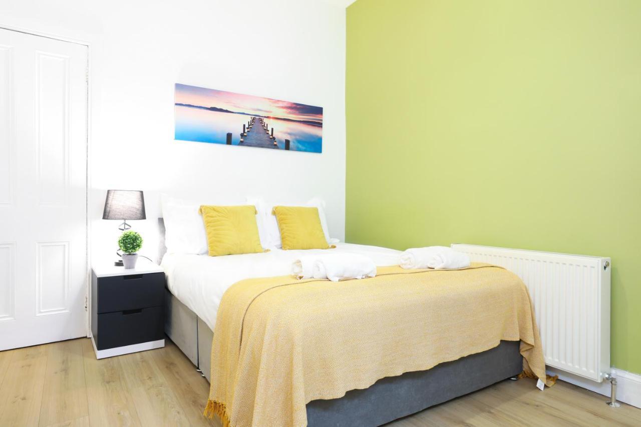Stunning modern 3 bedroom apartment Edinburg Exteriör bild