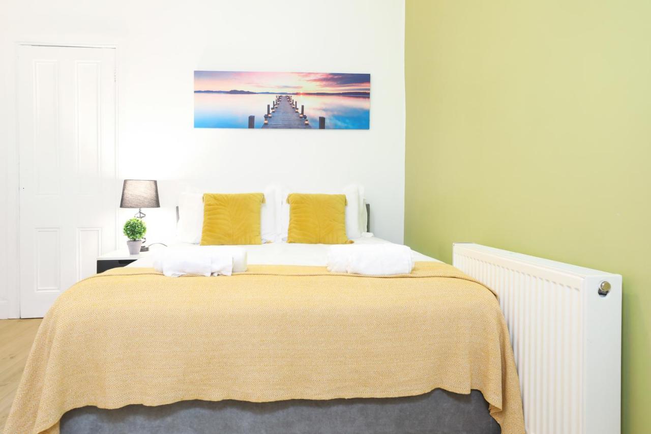 Stunning modern 3 bedroom apartment Edinburg Exteriör bild