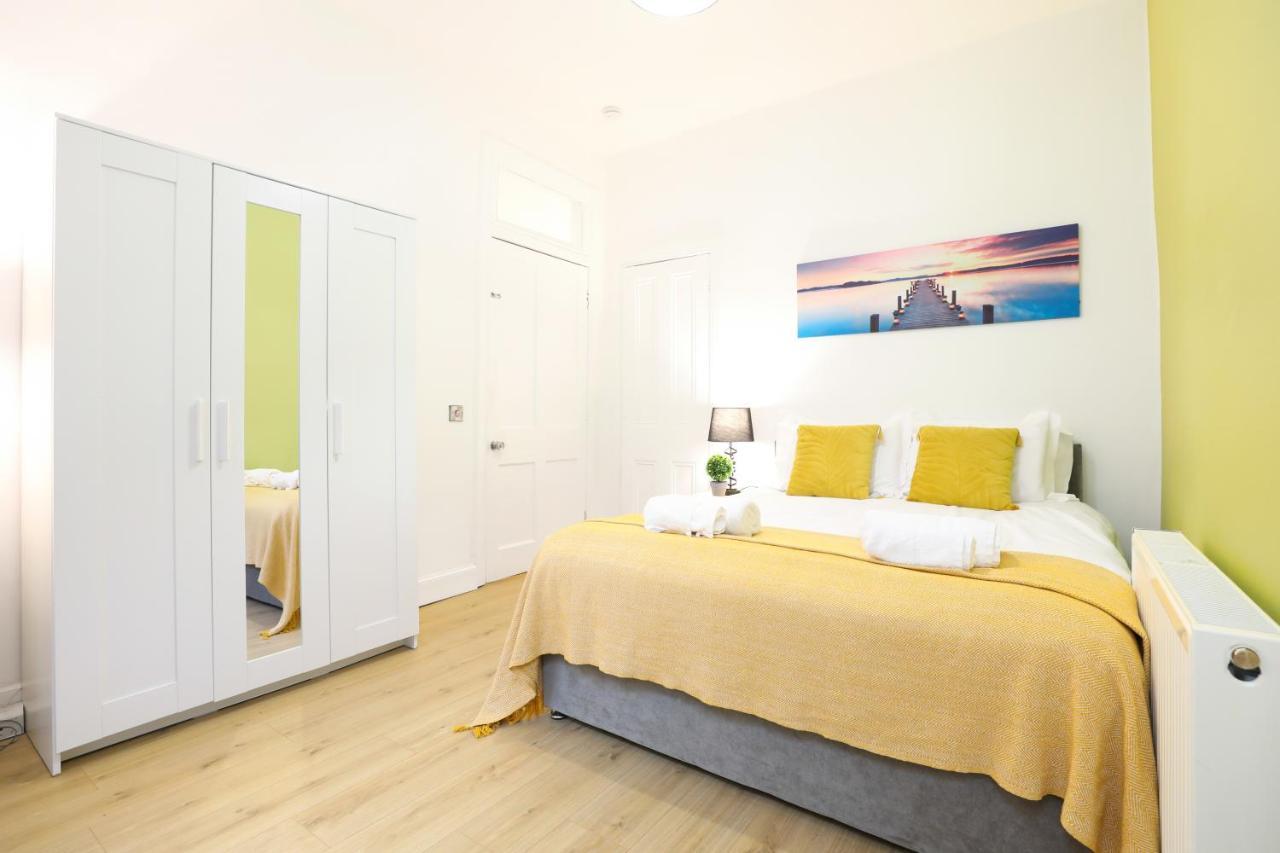 Stunning modern 3 bedroom apartment Edinburg Exteriör bild