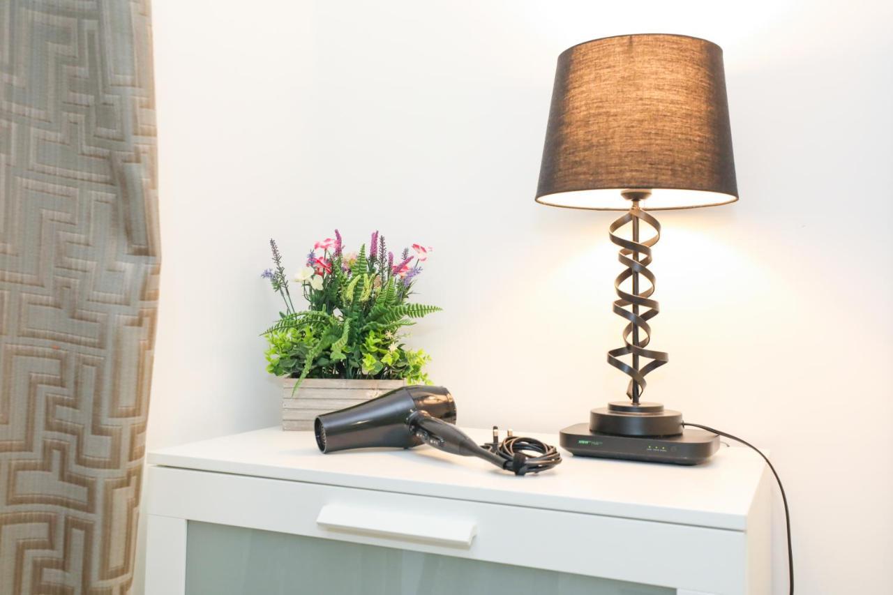 Stunning modern 3 bedroom apartment Edinburg Exteriör bild