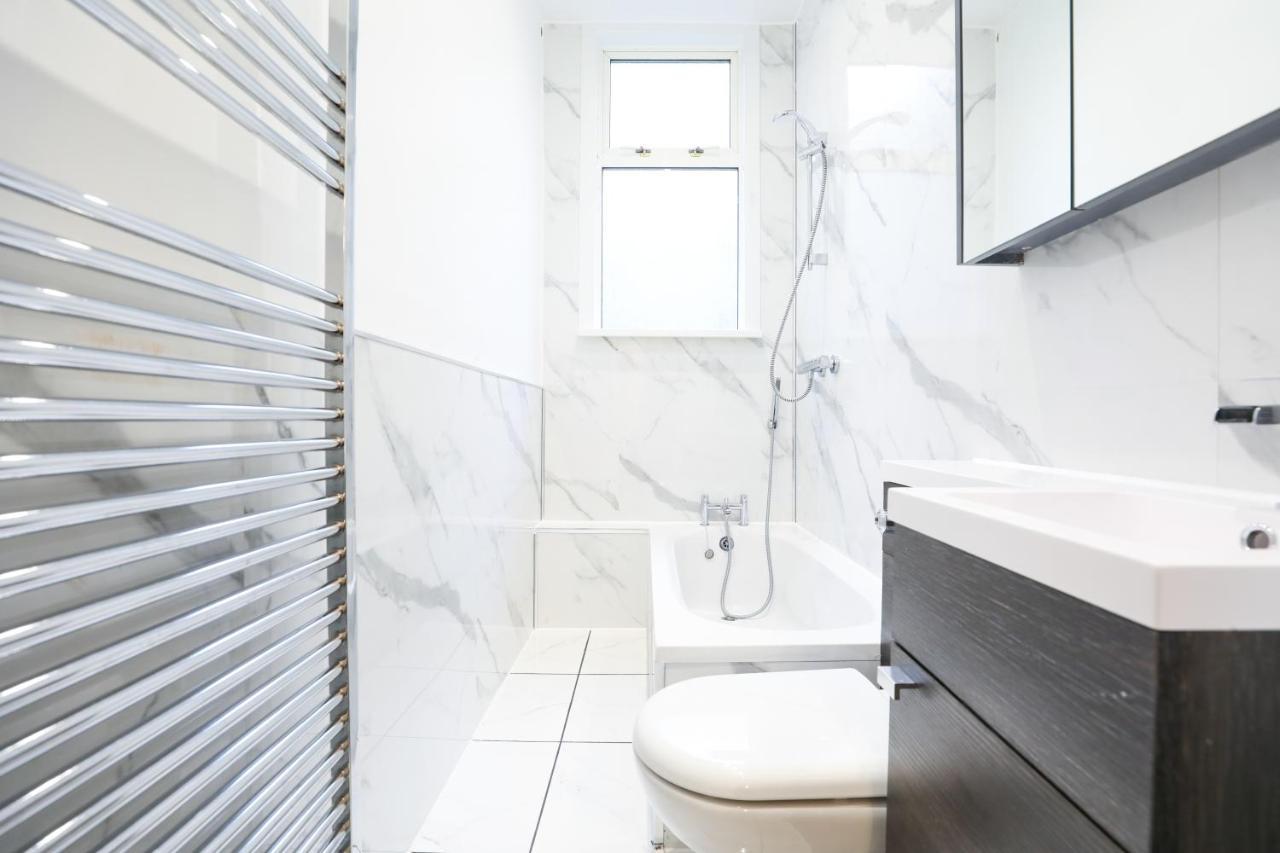 Stunning modern 3 bedroom apartment Edinburg Exteriör bild