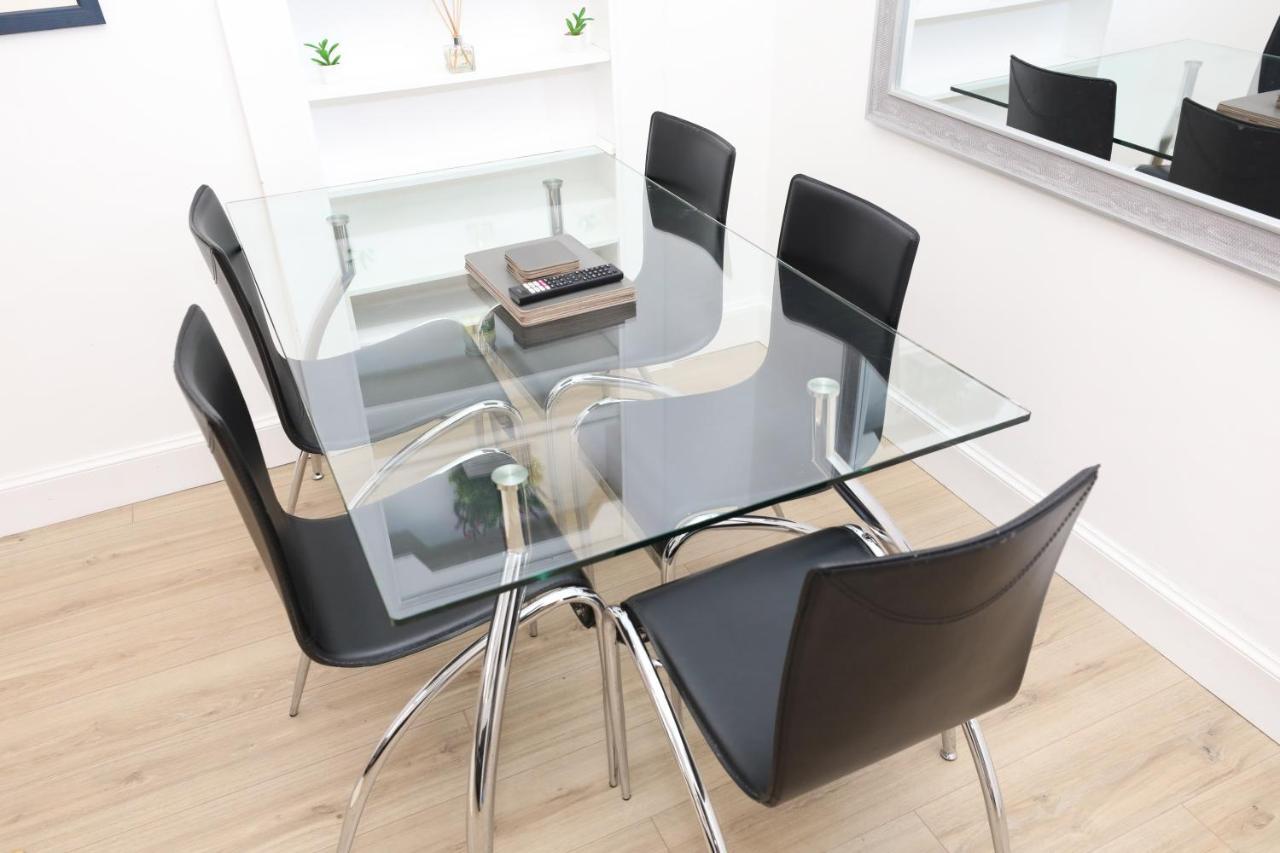Stunning modern 3 bedroom apartment Edinburg Exteriör bild